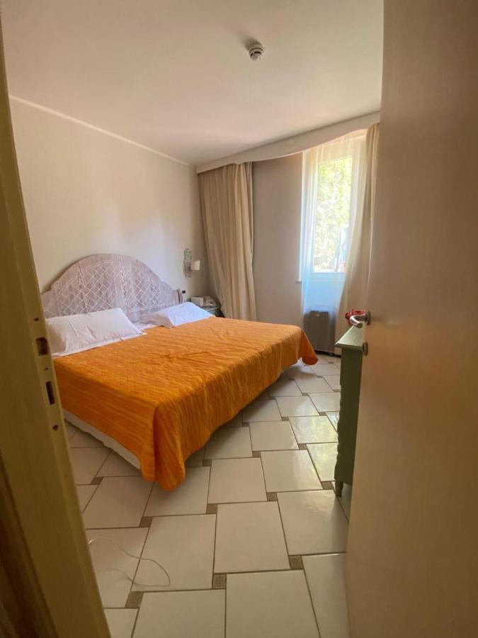 Appartamento 4 Posti Letto N 238 Presso Residence Golf Hotel Punta Ala Extérieur photo